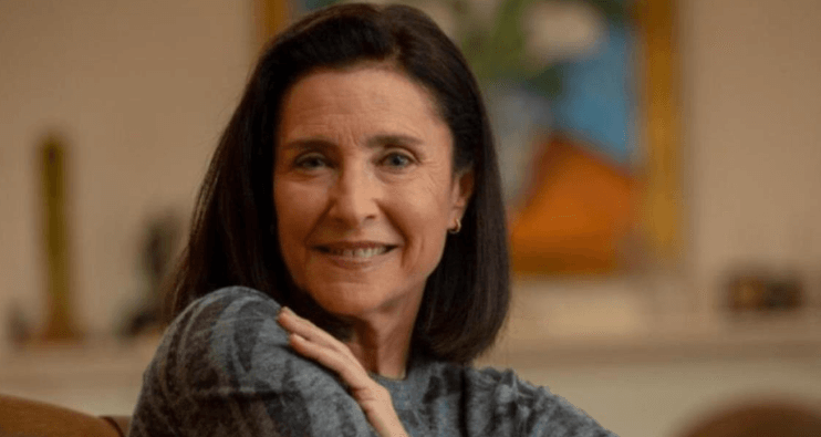 Mimi Rogers Net Worth